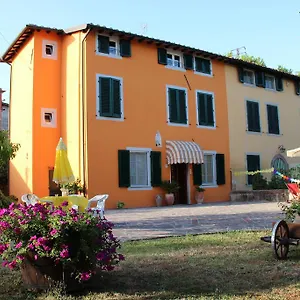  Bed & Breakfast Lucca Fora